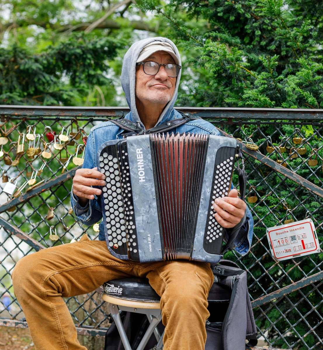 Se mettre à l’accordéon sur le tard : nos conseils pour enfin vivre votre passion après 50 ans ! Se mettre à l'accordéon sur le tard : nos conseils pour enfin vivre votre passion après 50 ans !